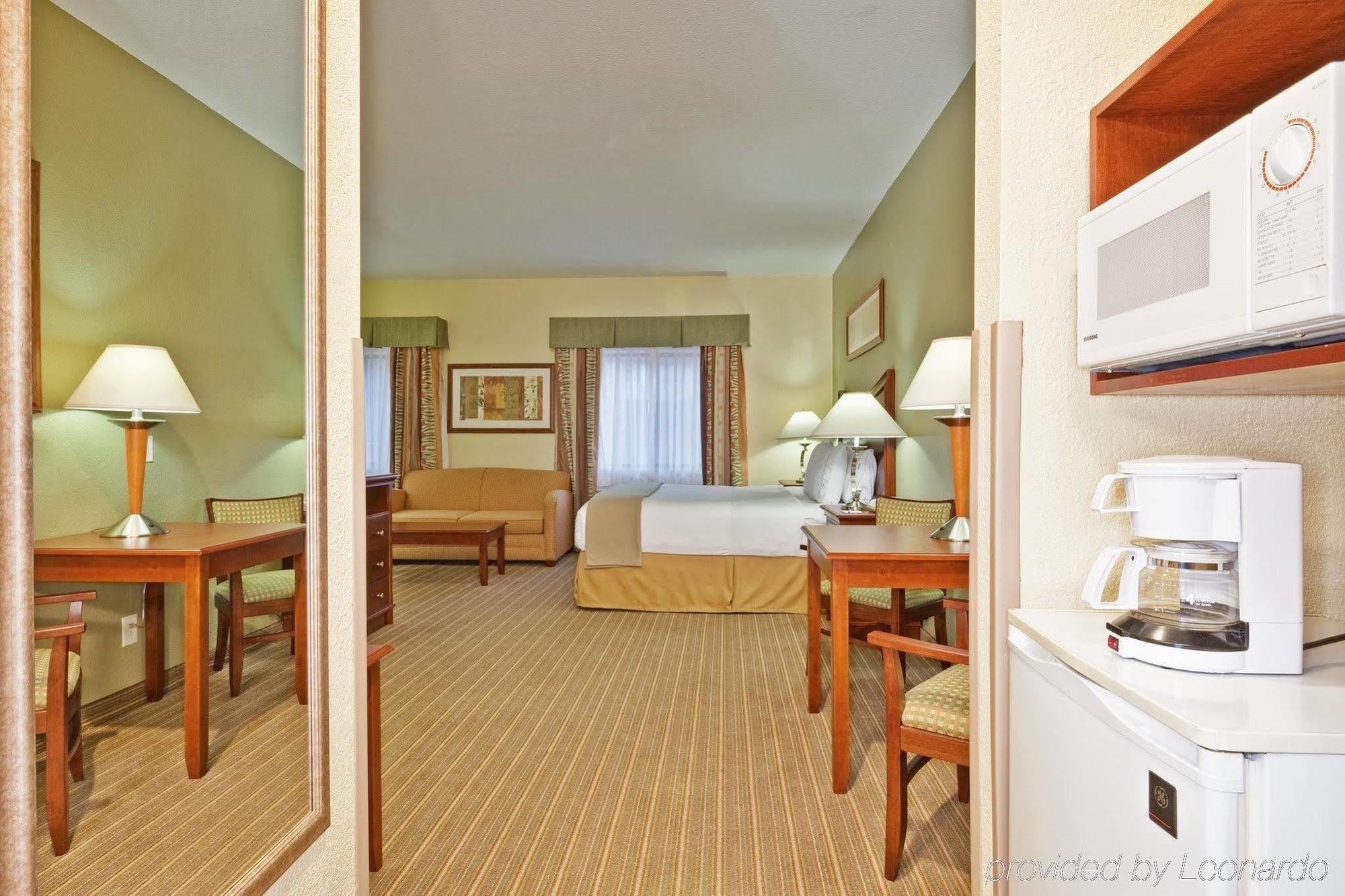 Holiday Inn Express Winfield - Teays Valley Hurricane Δωμάτιο φωτογραφία