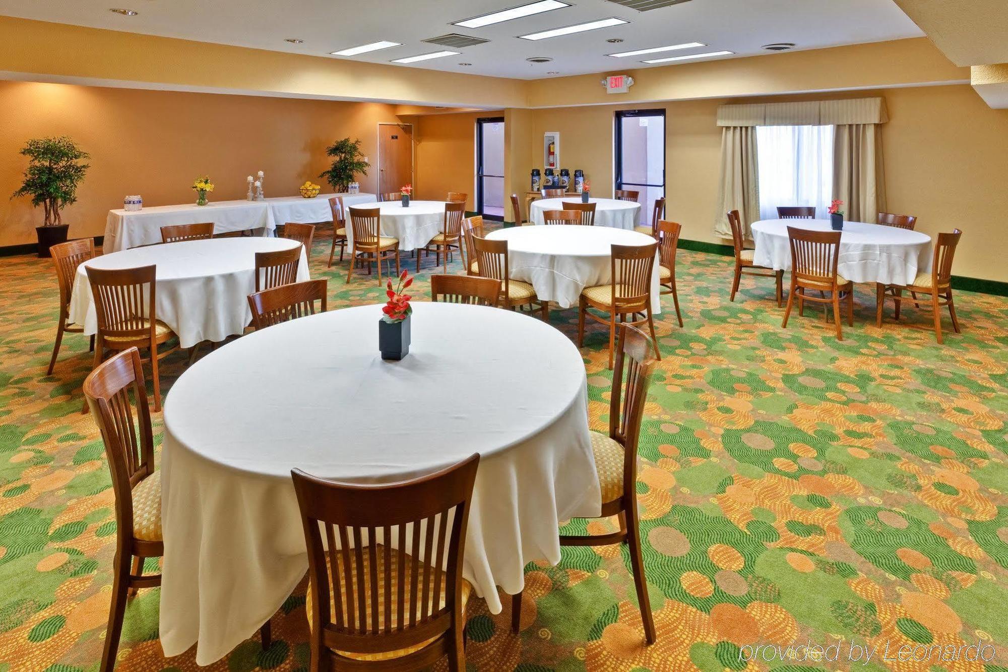 Holiday Inn Express Winfield - Teays Valley Hurricane Εστιατόριο φωτογραφία