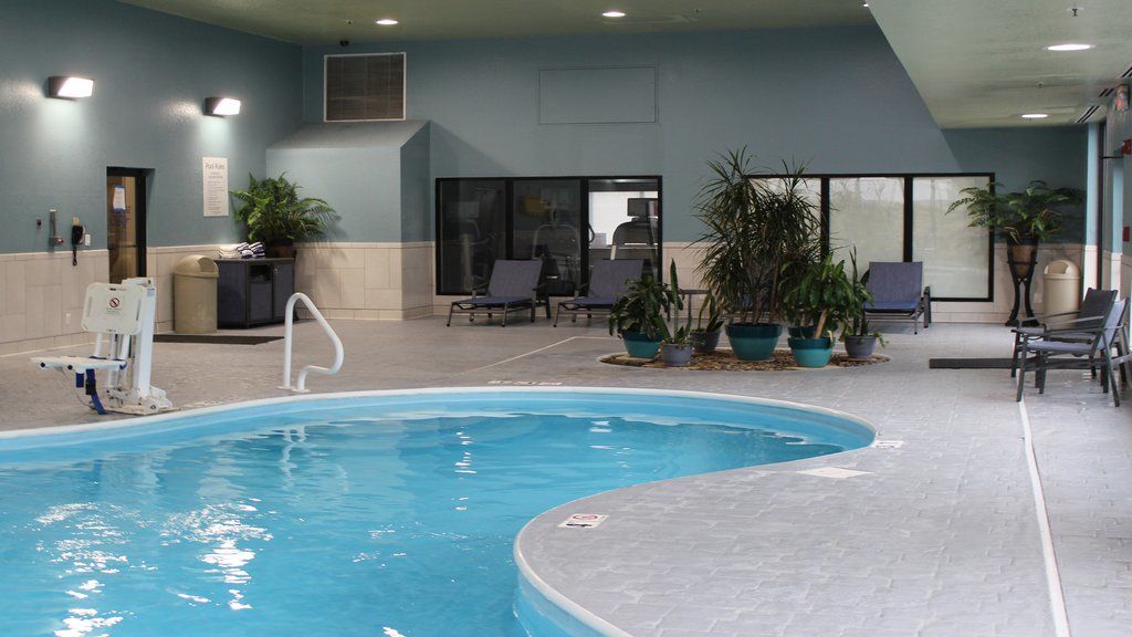 Holiday Inn Express Winfield - Teays Valley Hurricane Εξωτερικό φωτογραφία