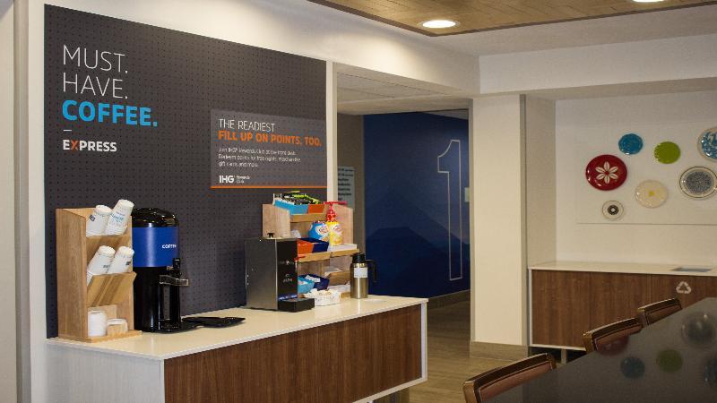 Holiday Inn Express Winfield - Teays Valley Hurricane Εξωτερικό φωτογραφία